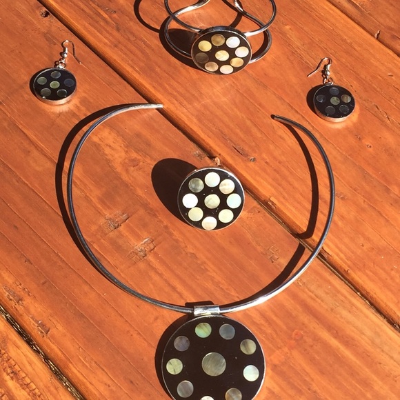 5 Piece Necklace Earring Bracelet Ring Set Abalone - Picture 2 of 8